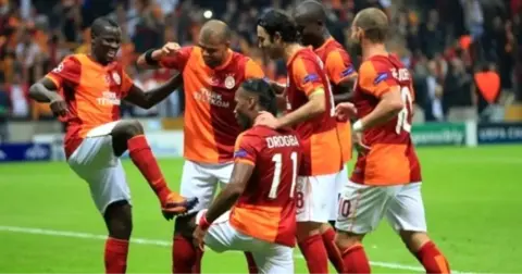 Emmanuel Eboue: Futboldan Men Edildikten Sonra İntihara Kalkıştım