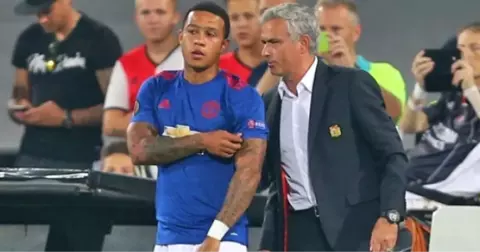 Mourinho, Fenerbahçe'nin İstediği Depay İçin Kiralık İzni Vermedi