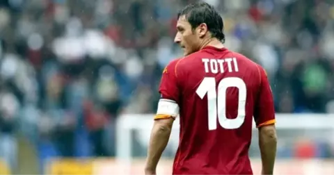 Francesco Totti, Roma Formasını Son Kez Giyeceğini Açıkladı