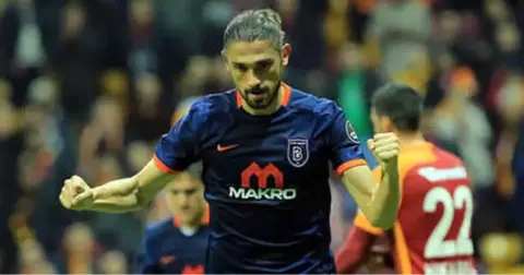 Başakşehir'den Ayrılan Mehmet Batdal, Adana Demirspor'la Anlaşmak Üzere