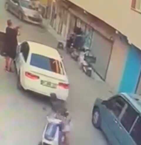 Adana'da Komşu Kavgası Kanlı Bitti: 3 Ölü