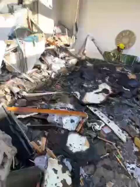 İran'ın füze saldırısında eski bakanın evi yerle bir oldu