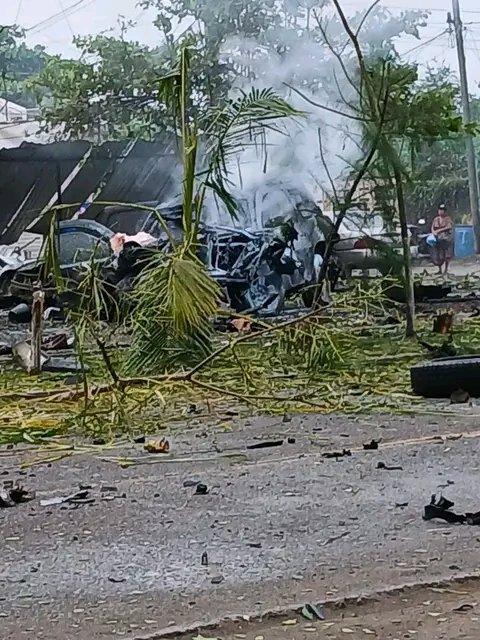 Karakolun önünde araç patladı! 3'ü polis 5 kişi feci şekilde can verdi