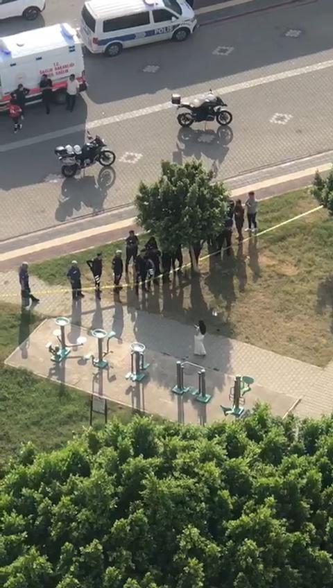 Eski Sevgilisiyle Görüşemeyen Kadın Kendini Vurdu