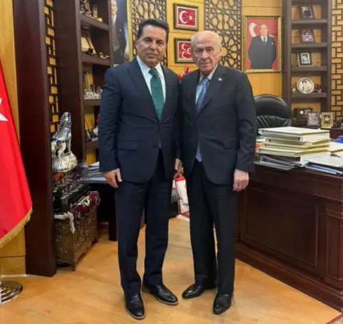 Ahmet Özer'den, kendisine verilen hapis cezasına tepki gösteren Bahçeli'ye teşekkür
