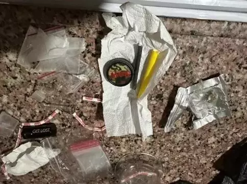 İstanbul merkezli 4 ilde uyuşturucu operasyonu! 20 kişi arasında iş adamları, dansöz ve model var