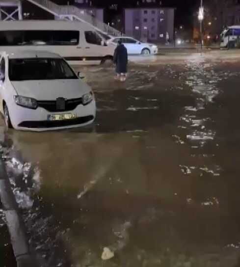 Şanlıurfa'da şiddetli yağmur