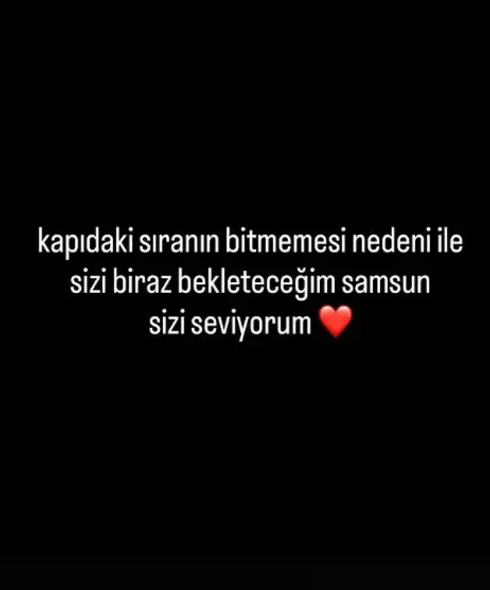 Blok3 Samsun Konserinde İzdiham ve Sahne Gecikmesi: Hayranlar ve Sanatçıdan Açıklamalar