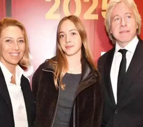 شب وفاداری به جونییت آرکین: سخنان نوه‌اش زینپ احساس‌برانگیز بود