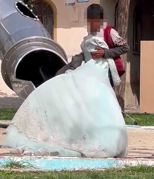 Şanlıurfa Emniyet Müdürlüğünden 'erkek çocuğa gelinlik giydirildiği' iddiasına ilişkin açıklama Açıklaması