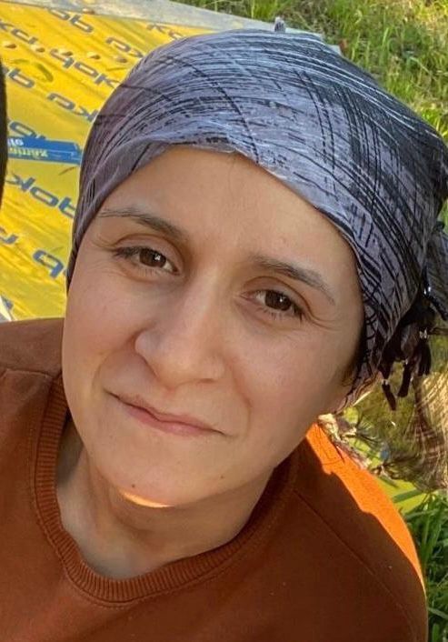 Cezaevinden izinli çıkan adam, eşini uykusunda boğarak öldürdü