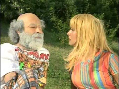 Selahattin Taşdöğen, mütevazı evinin kapılarını ilk kez açtı