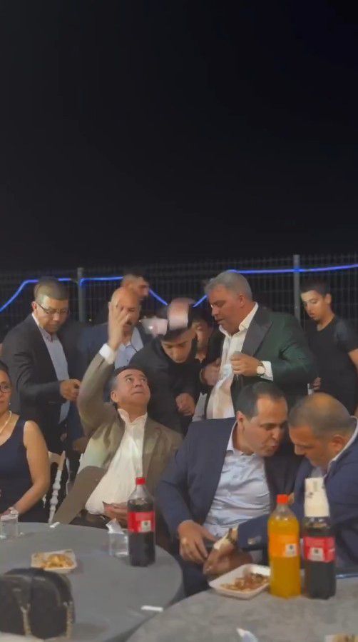 Belediye Başkanlarının Düğün Eğlencesi Tepkilere Neden Oldu
