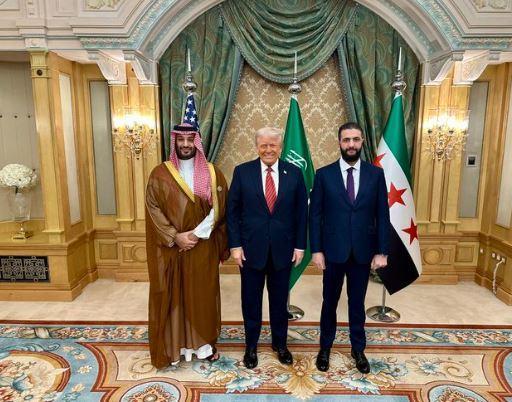 Trump,Şara'dan Suriye'deki terör gruplarını sınır dışı etmesini istedi