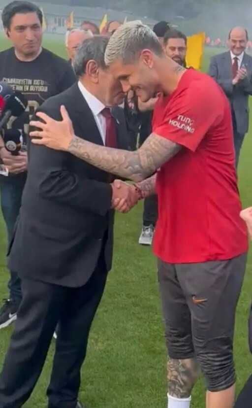 Türk olsa bu kadar olur! Icardi, Dursun Özbek'i görünce bakın nasıl selamladı