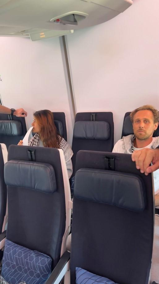 İsrail'in alıkoyduğu Madleen gemisindeki 2 Türk aktivist serbest bırakıldı