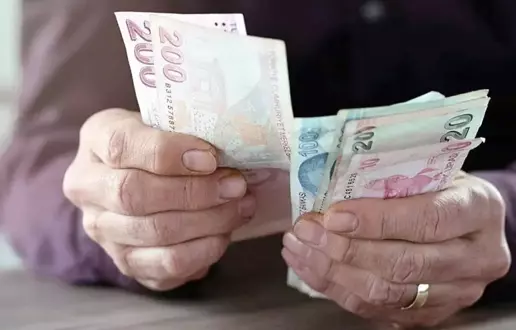 Emekli olmak isteyenler dikkat! Prim borçlarına 15 gün içinde büyük zam geliyor