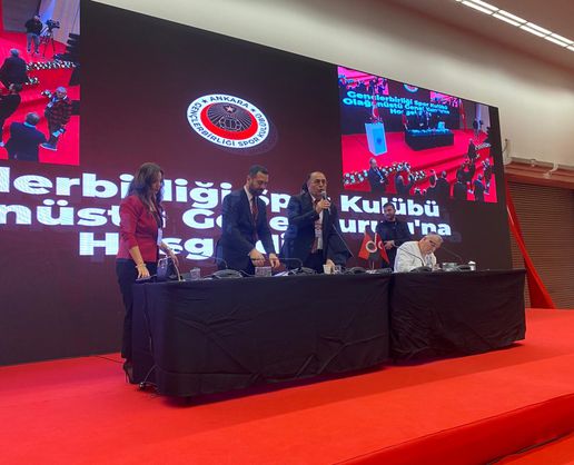 >Gençlerbirliği'nin Olağanüstü Genel Kurulu'nda Arda Çakmak başkan seçildi