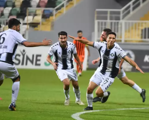 >Altay, Amatöre Düşmemek İçin Mücadele Ediyor