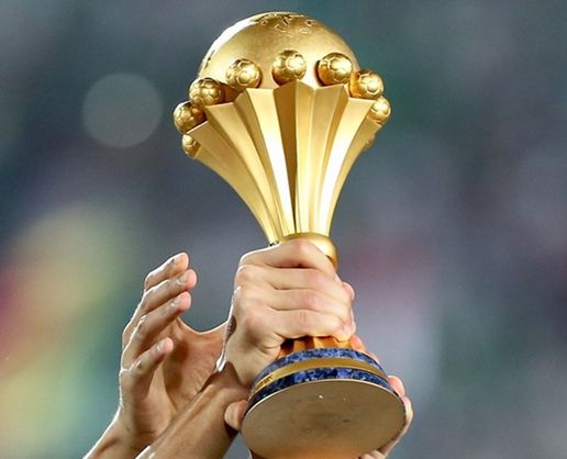 >Futbolseverler heyecanla bekliyordu! Afrika Uluslar Kupası'nda finalistler belli oluyor