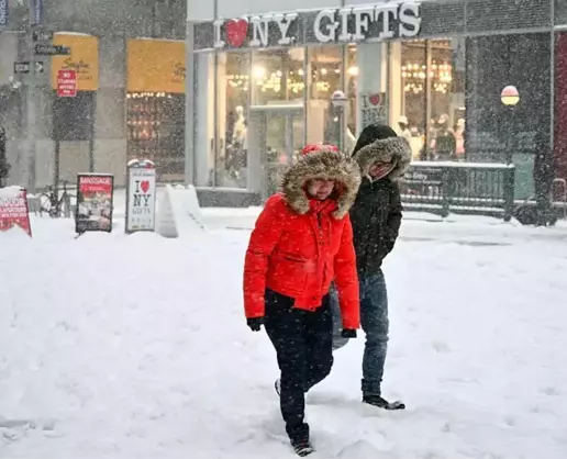 >ABD'yi Vuran Büyük Kar Fırtınası: Elektrik Kesintileri ve Can Kaybı