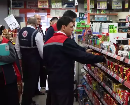 >Ramazan öncesi marketlere 'fahiş fiyat' denetimi