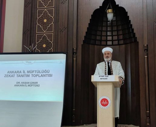 >Ankara İl Müftüsü Çınar, esnafla buluştu