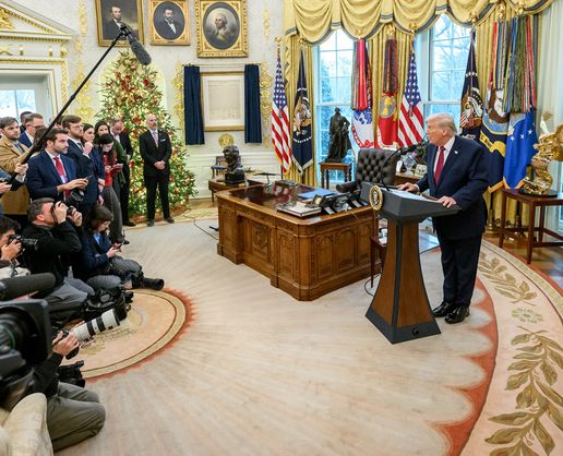 >Donald Trump'tan Küba çıkışı: Belki dostane bir şekilde ele geçirebiliriz