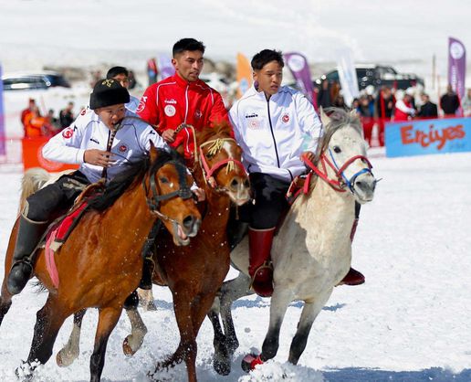 >'Kökbörü Oyunları Erciyes 2026' Erciyes Kayak Merkezi'nde düzenlendi