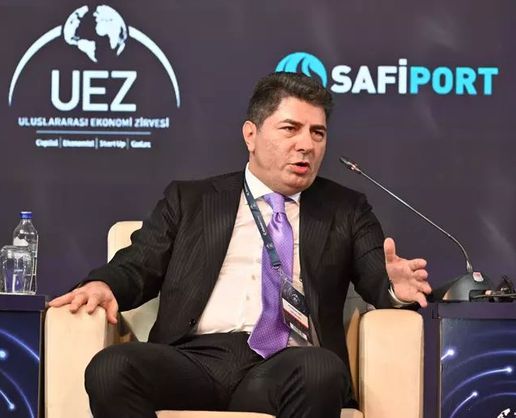 >Fenerbahçeli eski yönetici Hakan Safi'den milli takıma destek