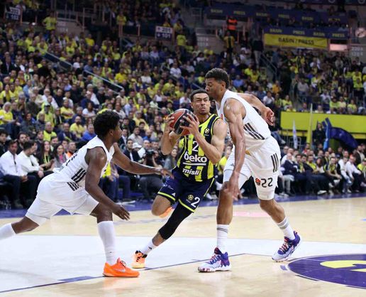 >Euroleague: Fenerbahçe: 69 Real Madrid: 74
