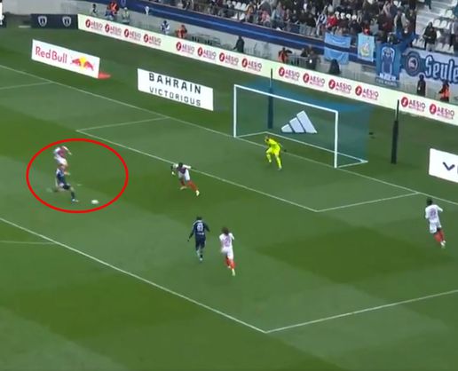 >Yok artık daha neler Immobile! 13 dakikada rakibin içinden geçti