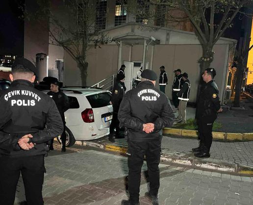 >Uyuşturucu ve fuhuş soruşturmasında gözaltına alınan ünlü isimler sağlık kontrolünden geçti