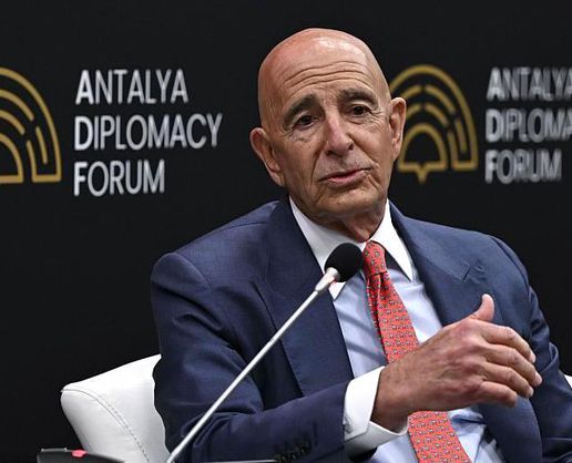 >Tom Barrack tartışmalı sözlerini savundu: 'On yıllara dayanan gözlem üzerinden konuşuyordum'