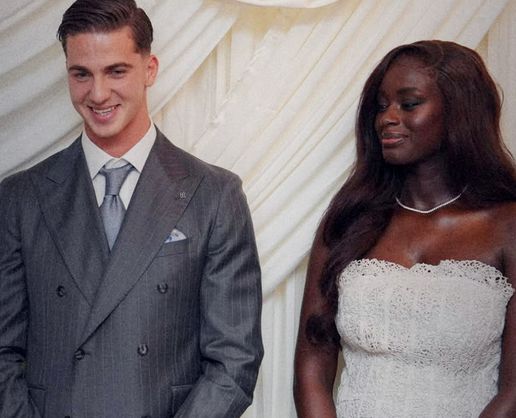 >Bertuğ Yıldırım, siyahi eşiyle olan nikah fotoğraflarını sildi
