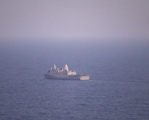 >CENTCOM: ABD bayraklı 2 ticari gemi Hürmüz Boğazı'ndan başarıyla geçti