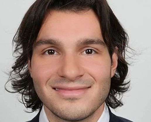 >Poyraz Yosmaoğlu kimdir, ne iş yapıyor? Poyraz Yosmaoğlu kaç yaşında, nereli?