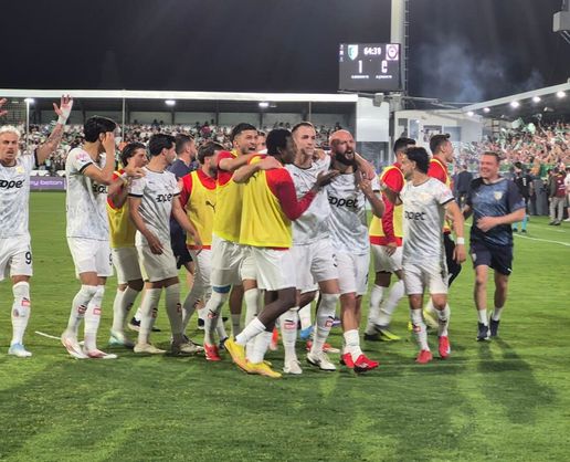 >Bodrum FK ve Çorum FK final için sahada
