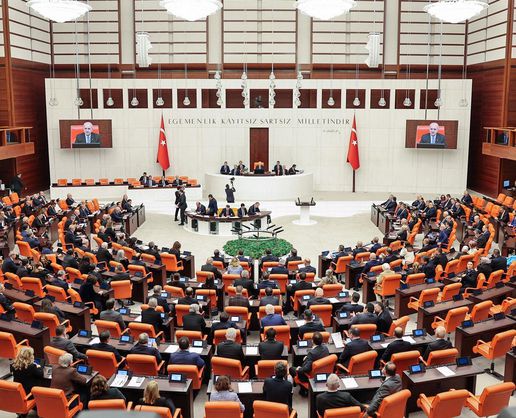 >Varlık barışını içeren kanun teklifinin ilk 5 maddesi kabul edildi
