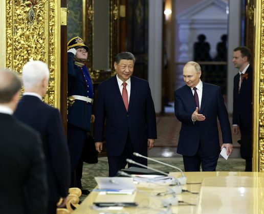 >Xi ve Putin, 10. Çin-Rusya Fuarı'na Kutlama Mesajı Gönderdi