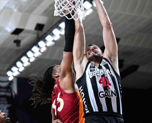 >Son yarı finalist Beşiktaş
