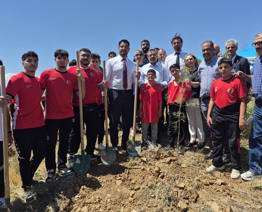 >TGF Başkanı Akgün: Misyonumuz sadece sporcu yetiştirmek değil, halka ve çocuklara doğru örnekler sunabilmek