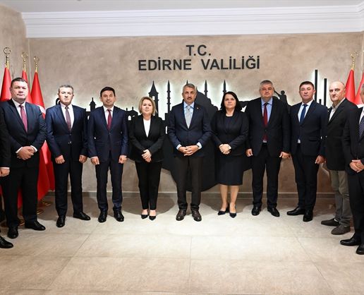 >Edirne Valisi Sezer, Bulgaristan'dan gelen heyeti kabul etti