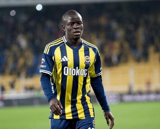 Kante, Fenerbahçe'nin UEFA kadrosuna dahil oldu