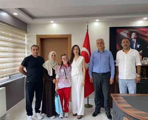 Zeynep Tuncay'dan Başkan Akgül'e Anlamlı Ziyaret
