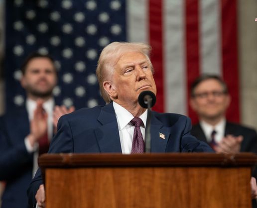 Trump: İran Konusunda İşi Ağırdan Alıyoruz, Ekonomik Durumlarını İzliyoruz