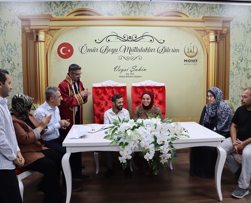 İşitme Engelli Çifte İşaret Diliyle Nikah