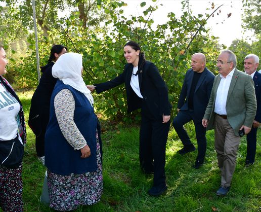 AK Parti'li Karaaslan Terme'de Esnaf ve Üreticilerle Buluştu