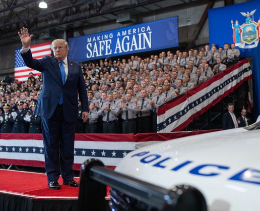 Trump: İran'ı yendikten sonra Hürmüz Boğazı'nı ABD toprağı ilan edeceğim
