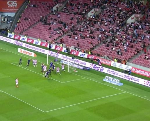 Samsunspor-Fenerbahçe maçı için televizyonu açanlar gözlerine inanamadı